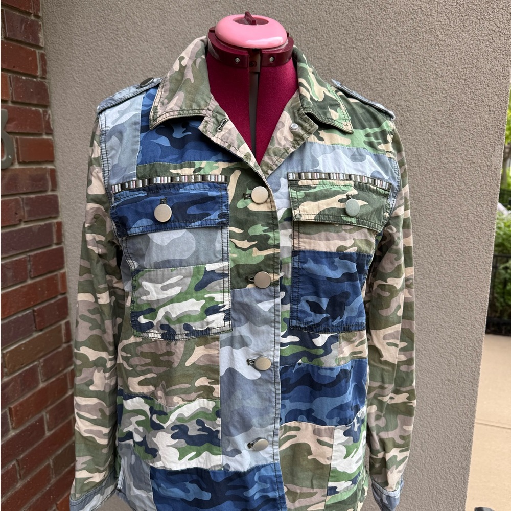 GAP Camouflage Patchwork Jacket
